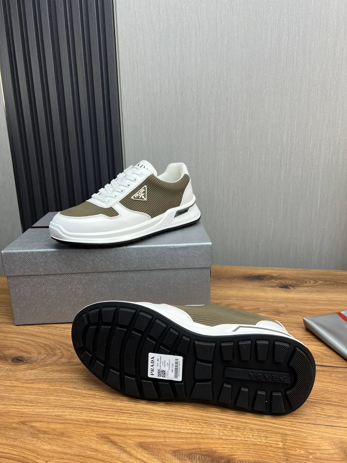 Men's shoes 💰580💰 [PRADA] Men's shoes are popular in the counter, official website is synchronized, 1 high-quality shipment ✔️Original cowhide stitching mesh + cowhide lining, 1🆚1 replica, original original bottom, 38-45 (45 customized, non-refundable)